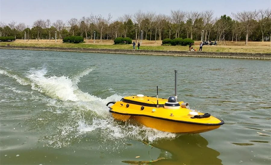 USV CHCNAV APACHE 3