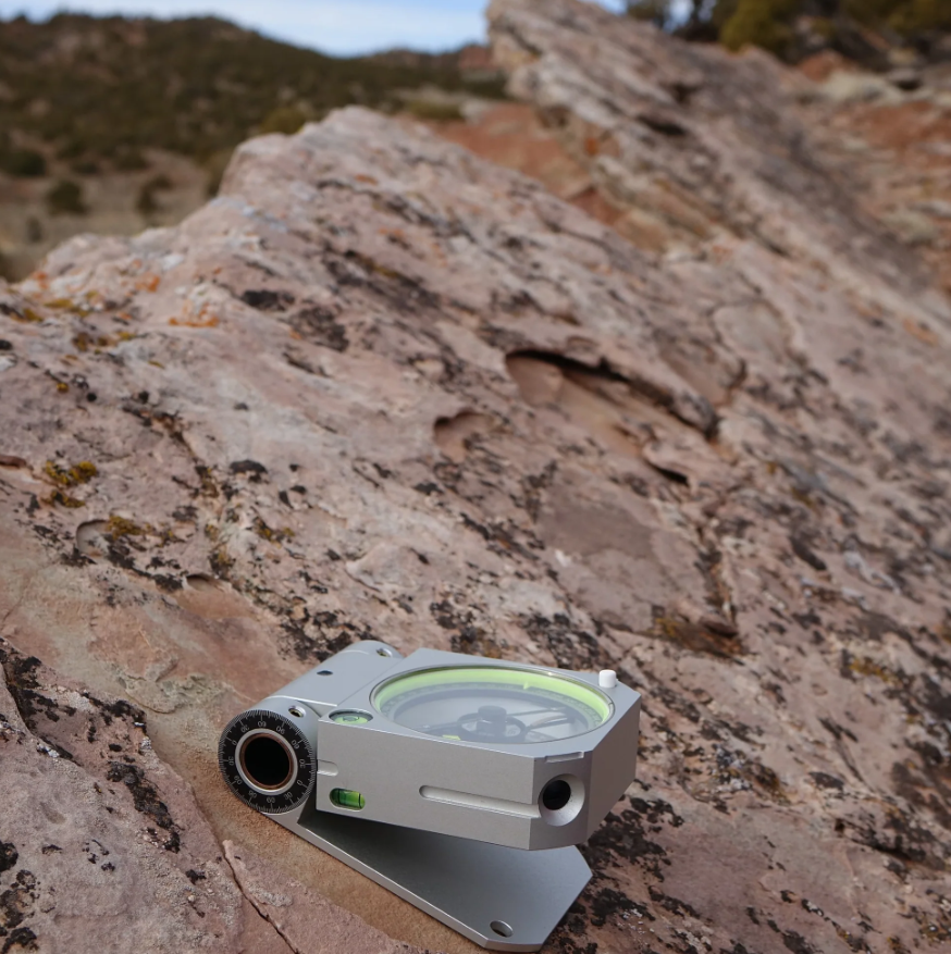Brunton 5012 Axis Compass