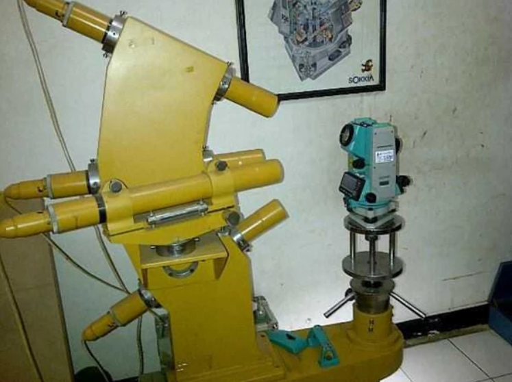 Service Kalibrasi Total Station